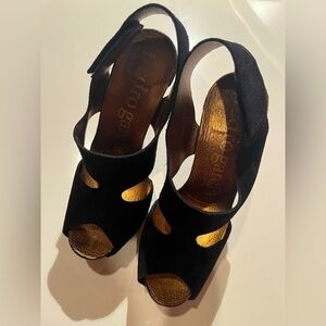 Pedro Garcia black suede heels size 35 1/2
